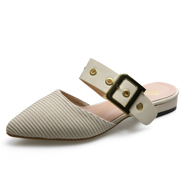 Frauen - Stylische Pantoletten - Bequemes Slip-On Design - Trendige Schuhe für jeden Tag